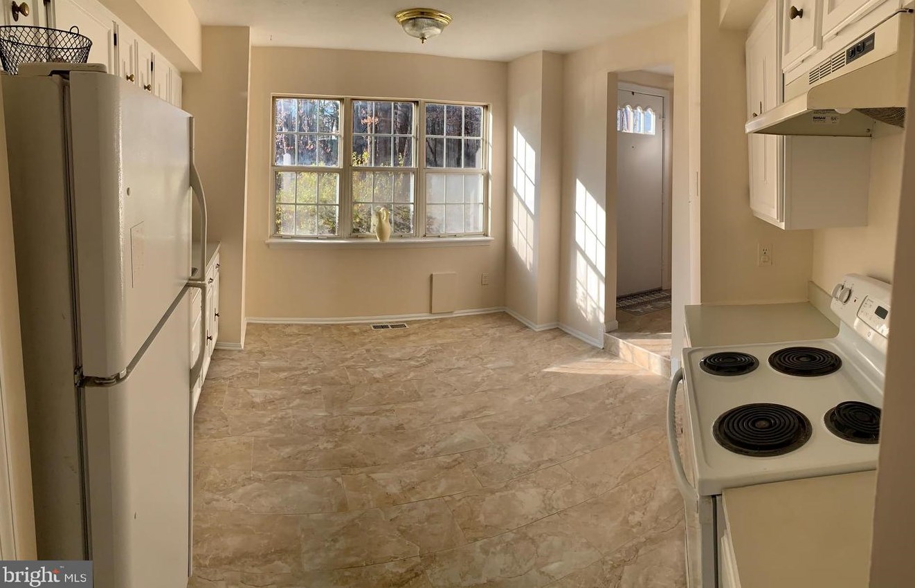 7305 Gist Ct, Springfield, VA 22153