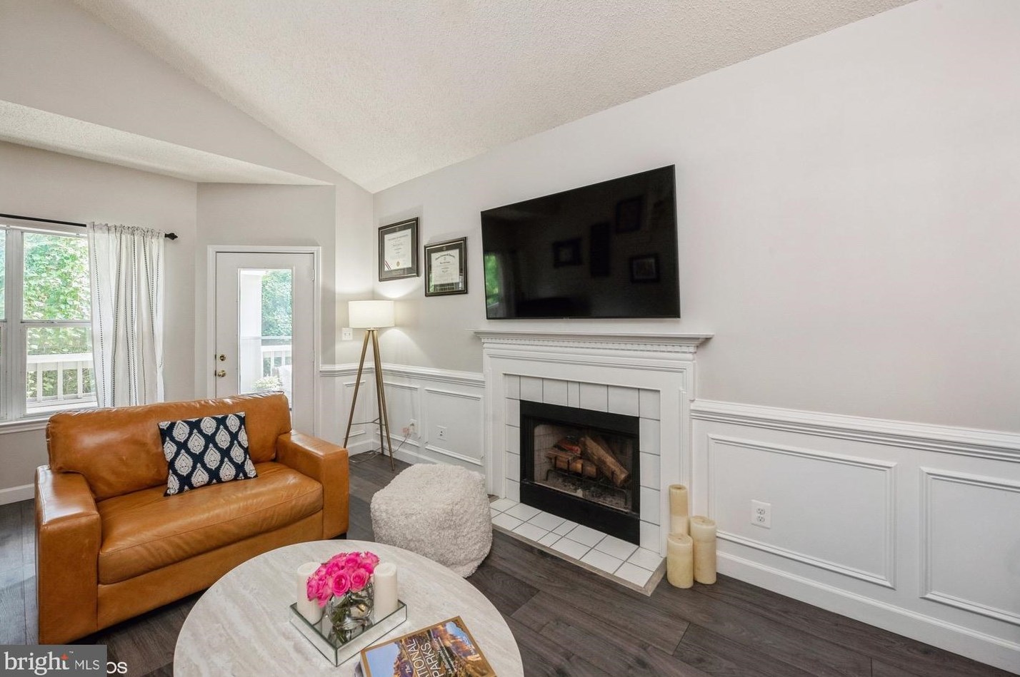 4405 Fair Stone Dr #303, Fairfax, VA 22033