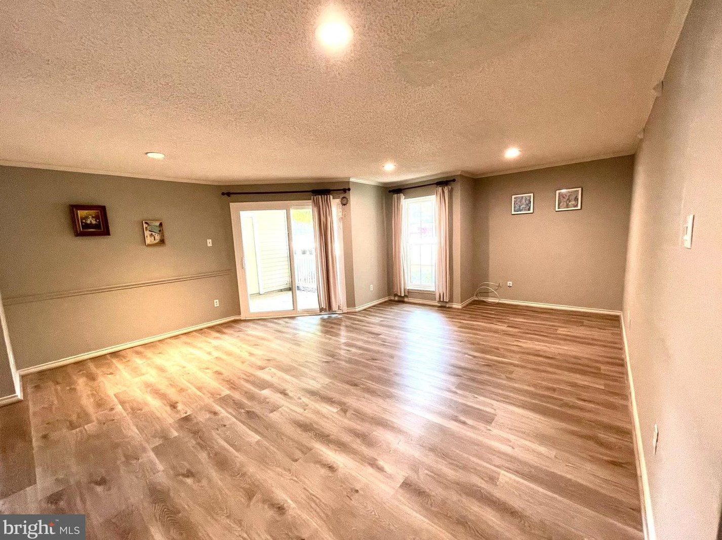1539 Lincoln #102, Mc Lean, VA 22102