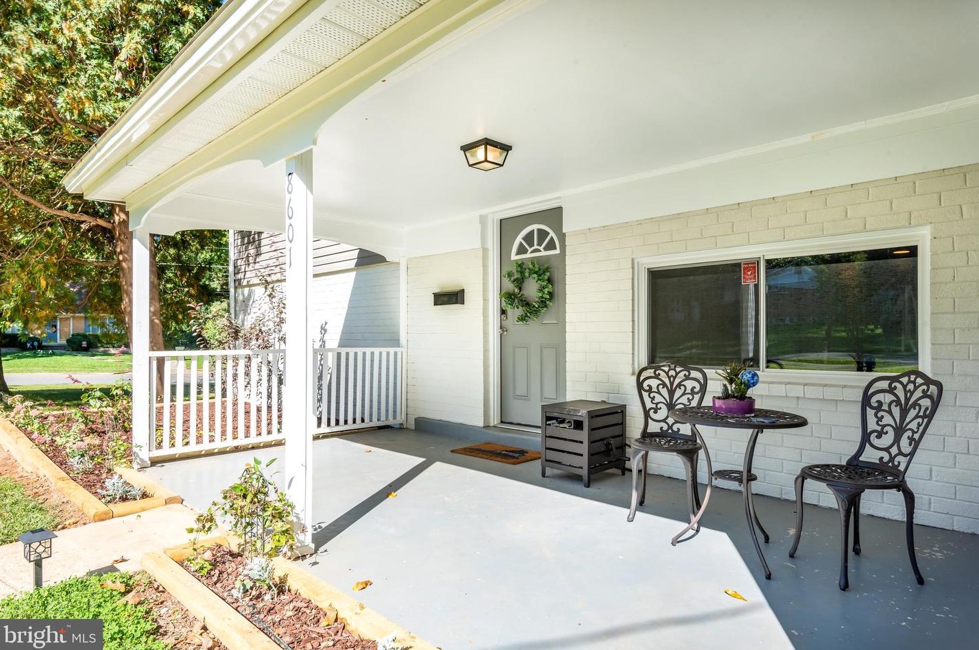 8601 Cromwell Dr, Springfield, VA 22151