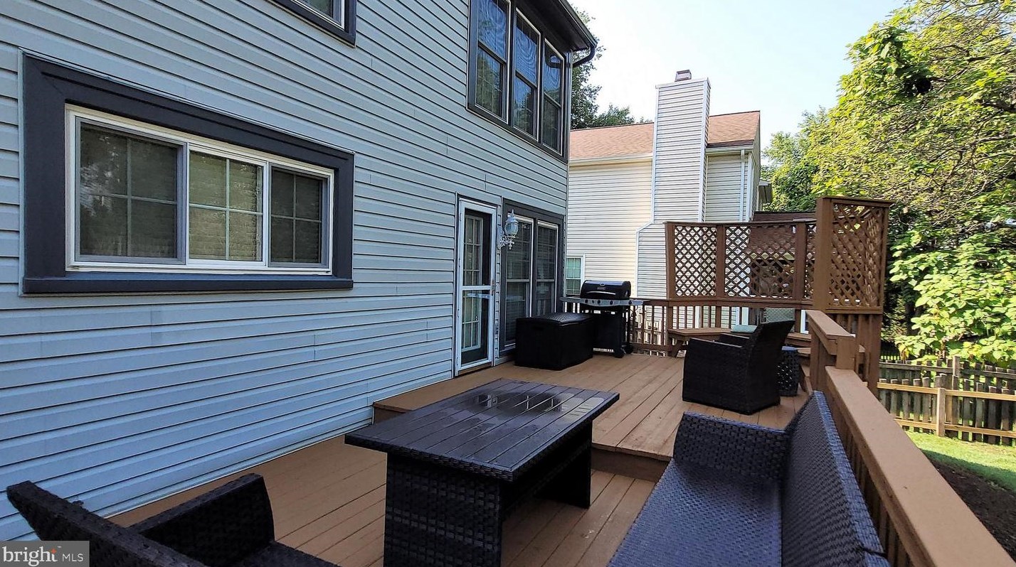 6122 Sandstone Ct, Clifton, VA 20124