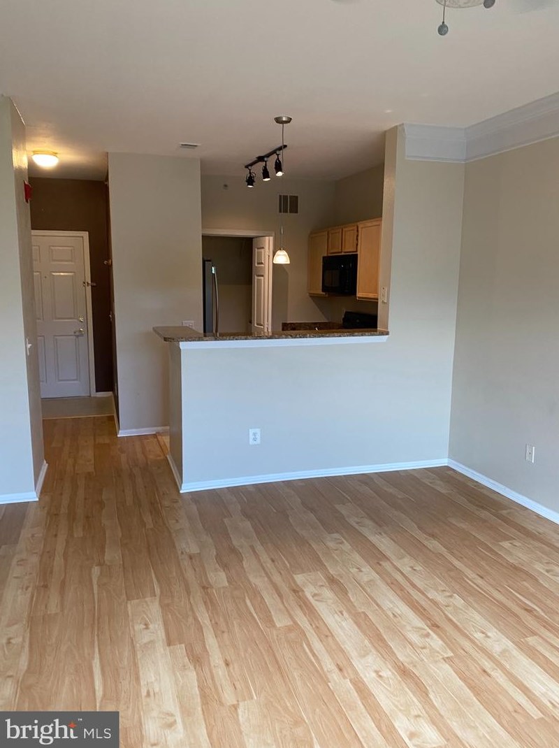 1570 Spring Gate Dr #7416, Mc Lean, VA 22102