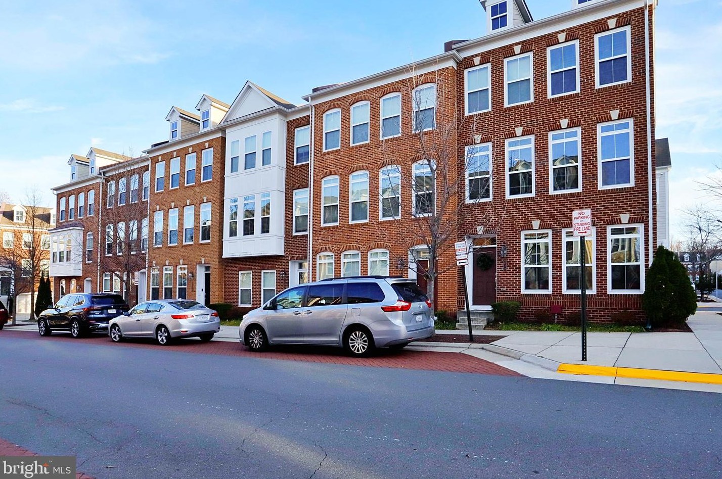 9612 Stockwell Ln, Fairfax, VA 22031-6079