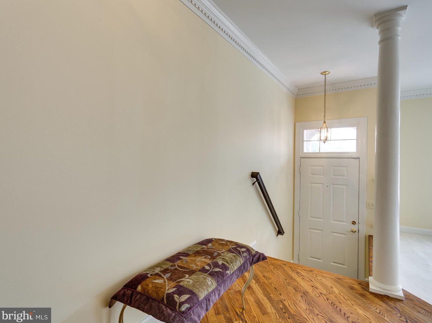 8104 Madrillon Ct, Vienna VA  22182-3750 exterior