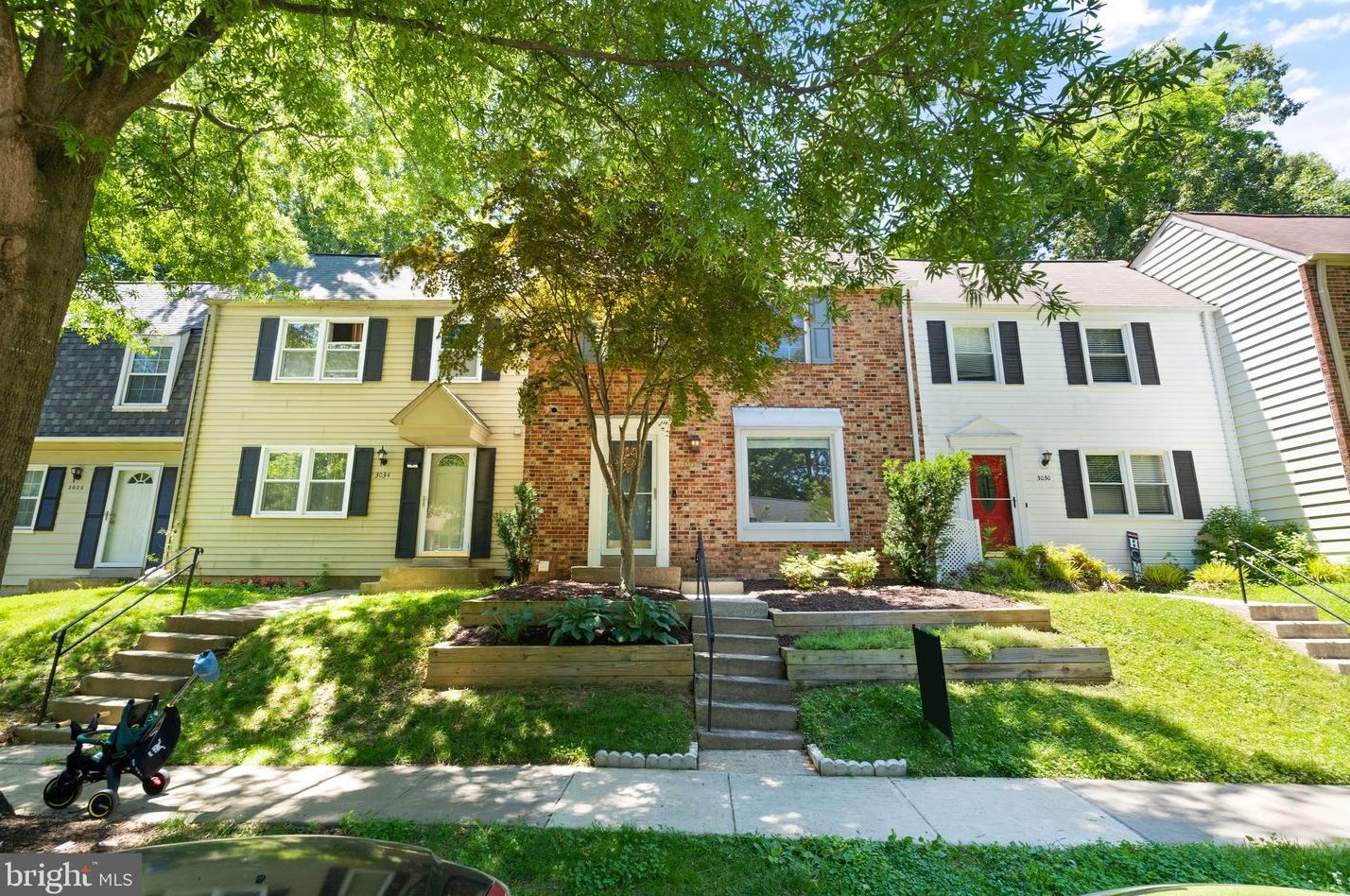 3032 Silent Valley Dr, Fairfax, VA 22031-2043