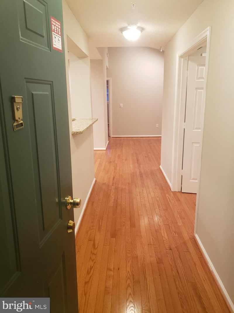 12001 Taliesin Pl Apt 36, Herndon, VA 20190