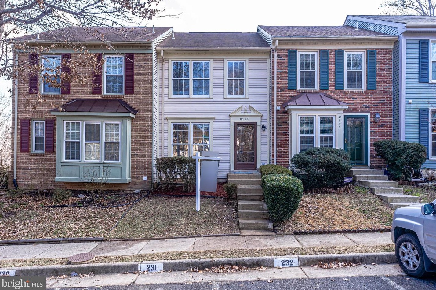 8538 Springfield Oaks Dr, Springfield, VA 22153
