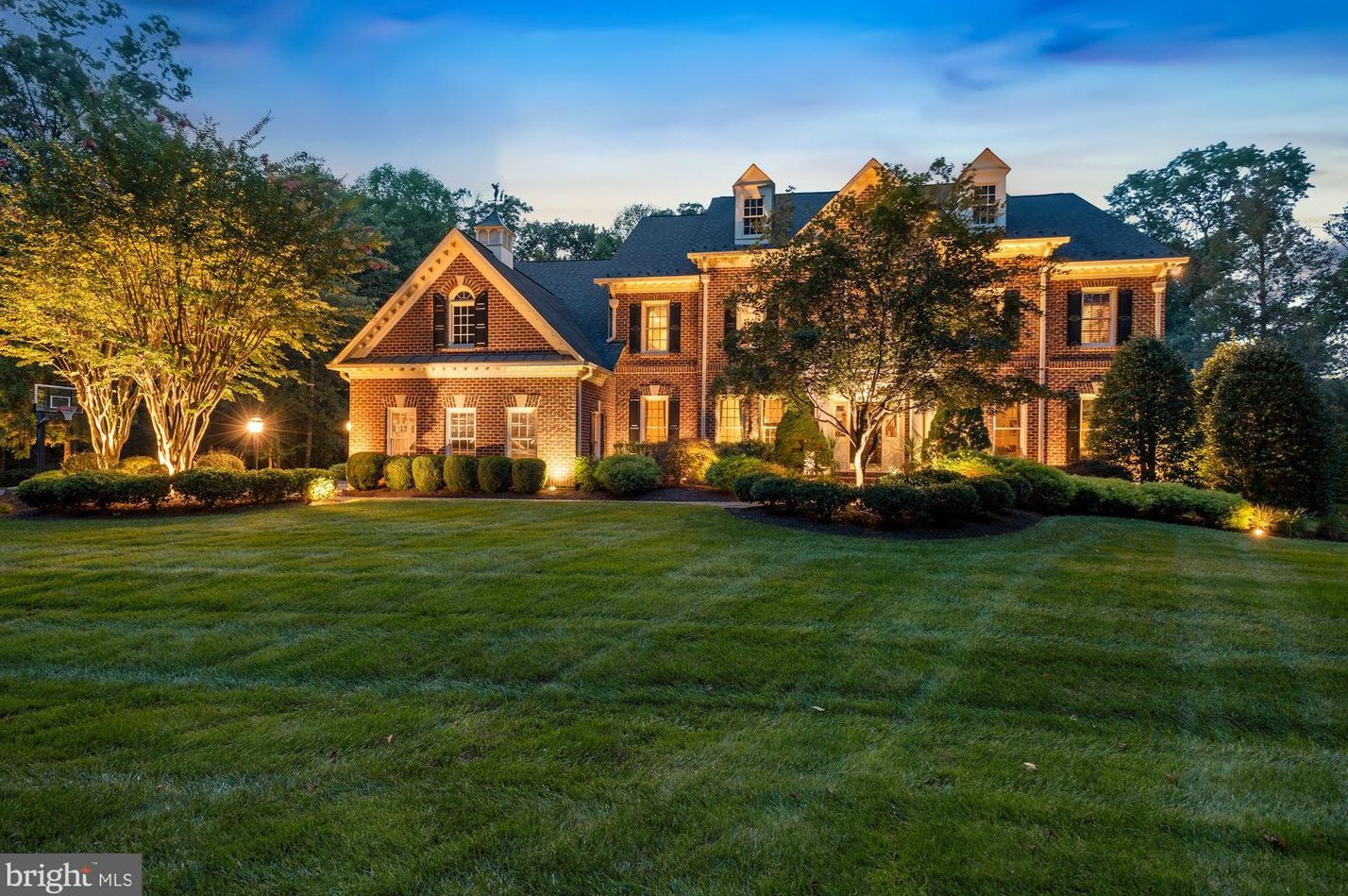 15616 Jillians Forest Way, Centreville, VA 20120-1255