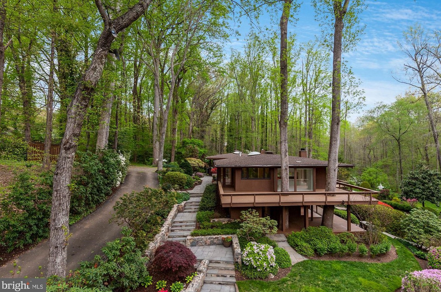 8600 Chandler St, Fairfax, VA 22031-3304