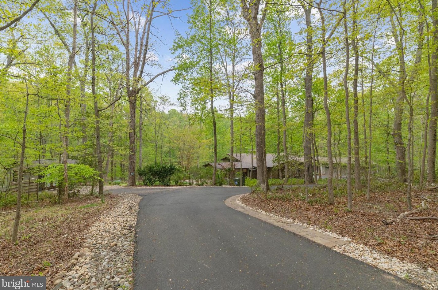 10610 Wise Owl Way, Great Falls, VA 22066