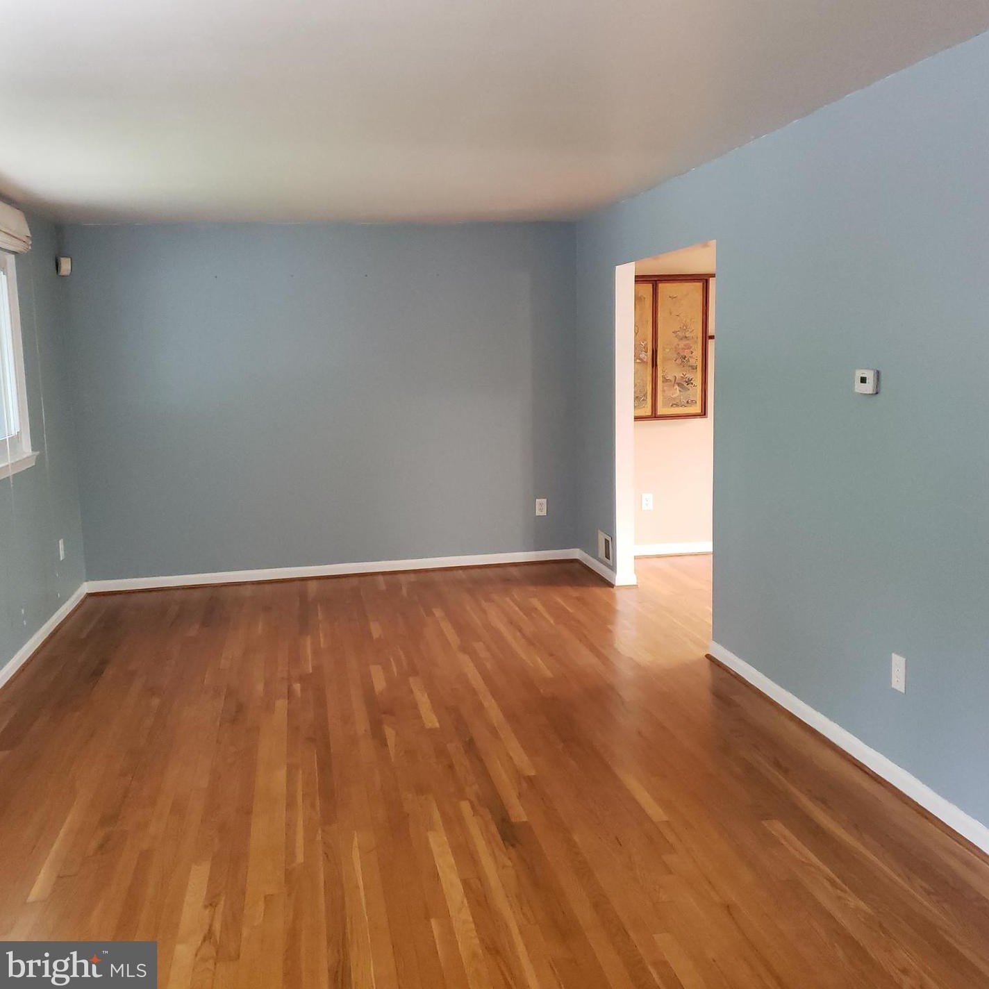 6710 Rolling Rd, Springfield, VA 22152