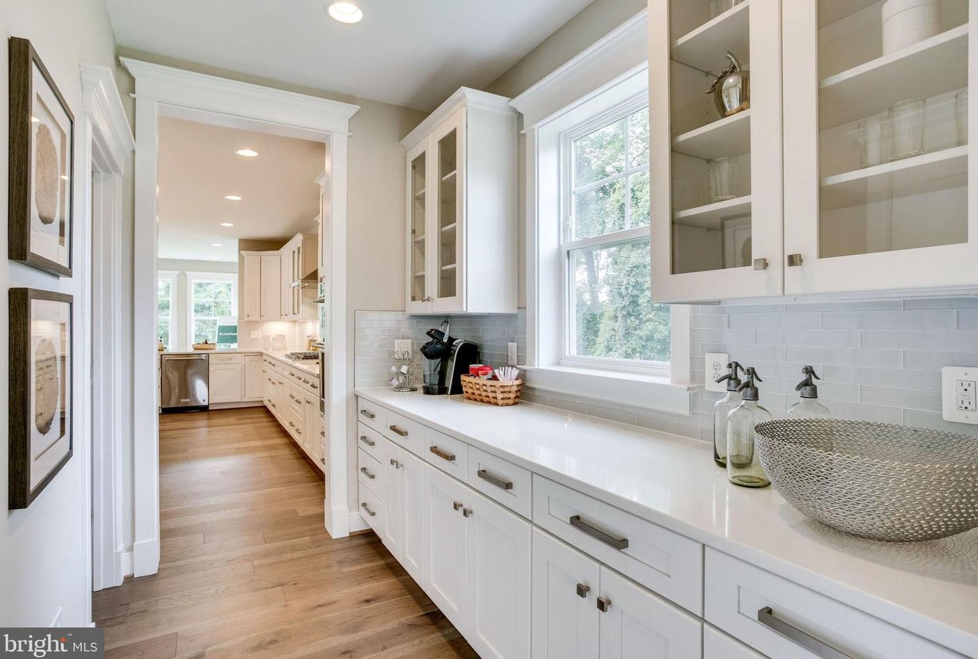 8600 Hillside Pl, Fairfax VA  22031-2814 exterior