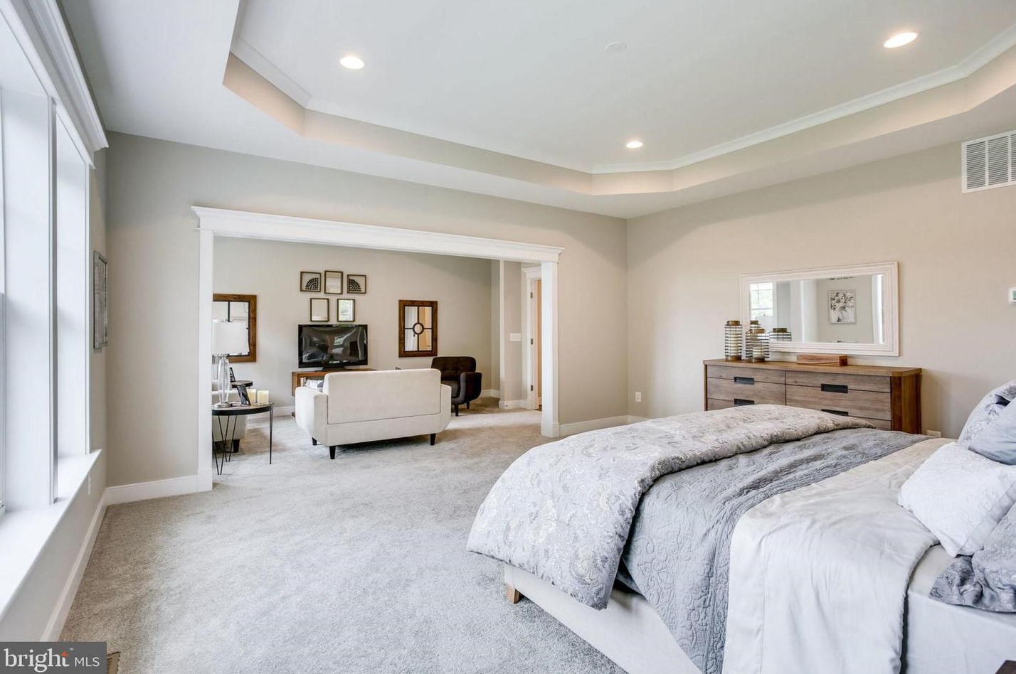 8600 Hillside Pl, Fairfax VA  22031-2814 exterior