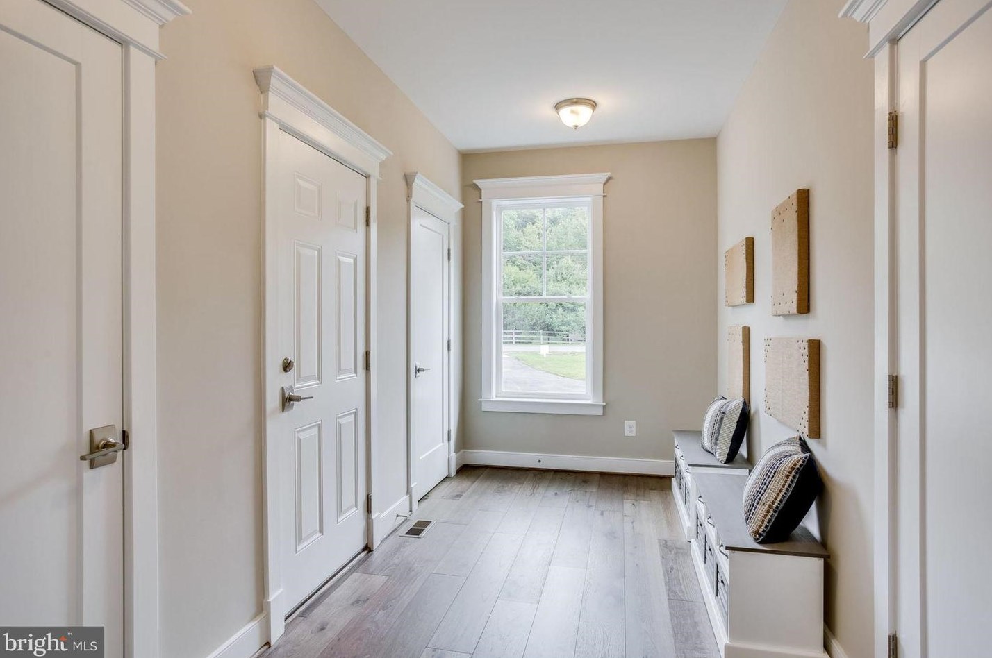 8600 Hillside Pl, Fairfax VA  22031-2814 exterior