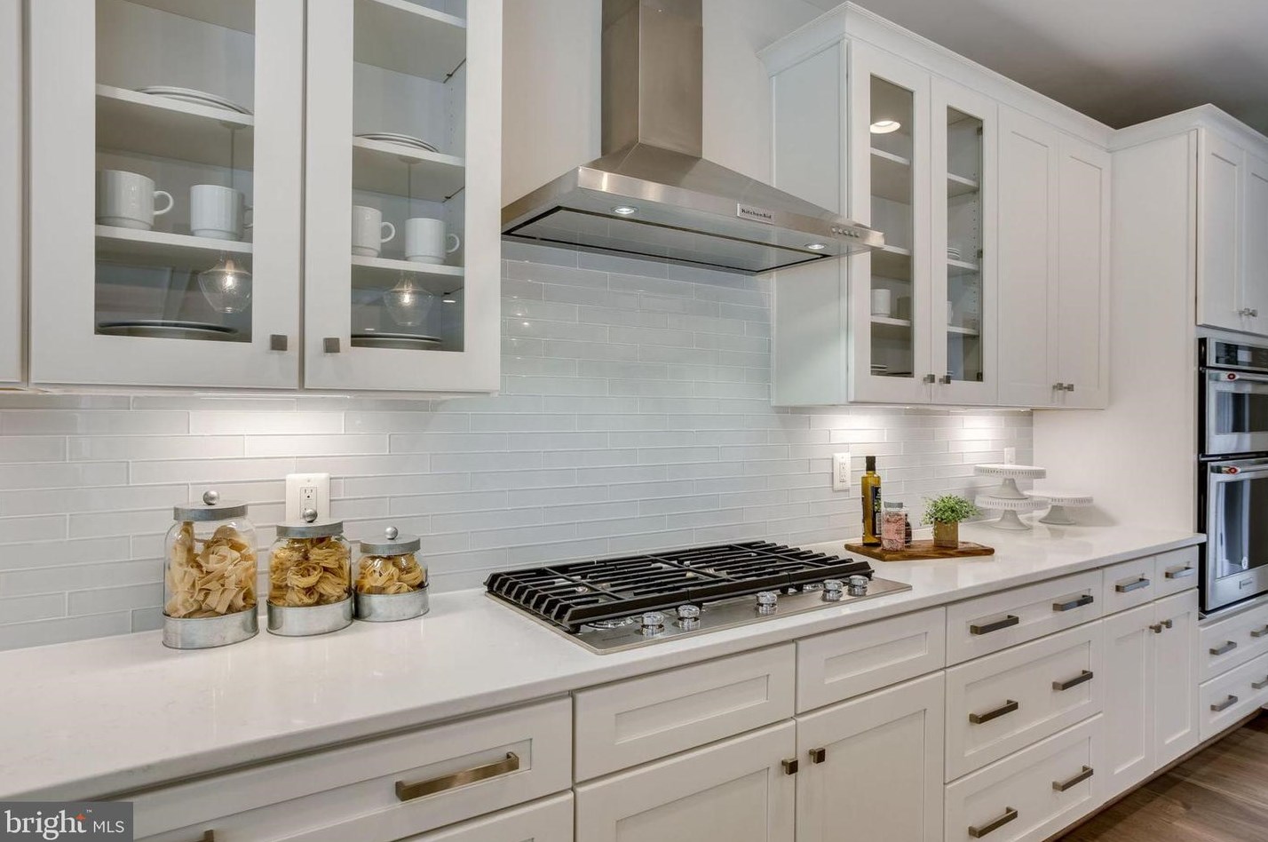 8600 Hillside Pl, Fairfax VA  22031-2814 exterior