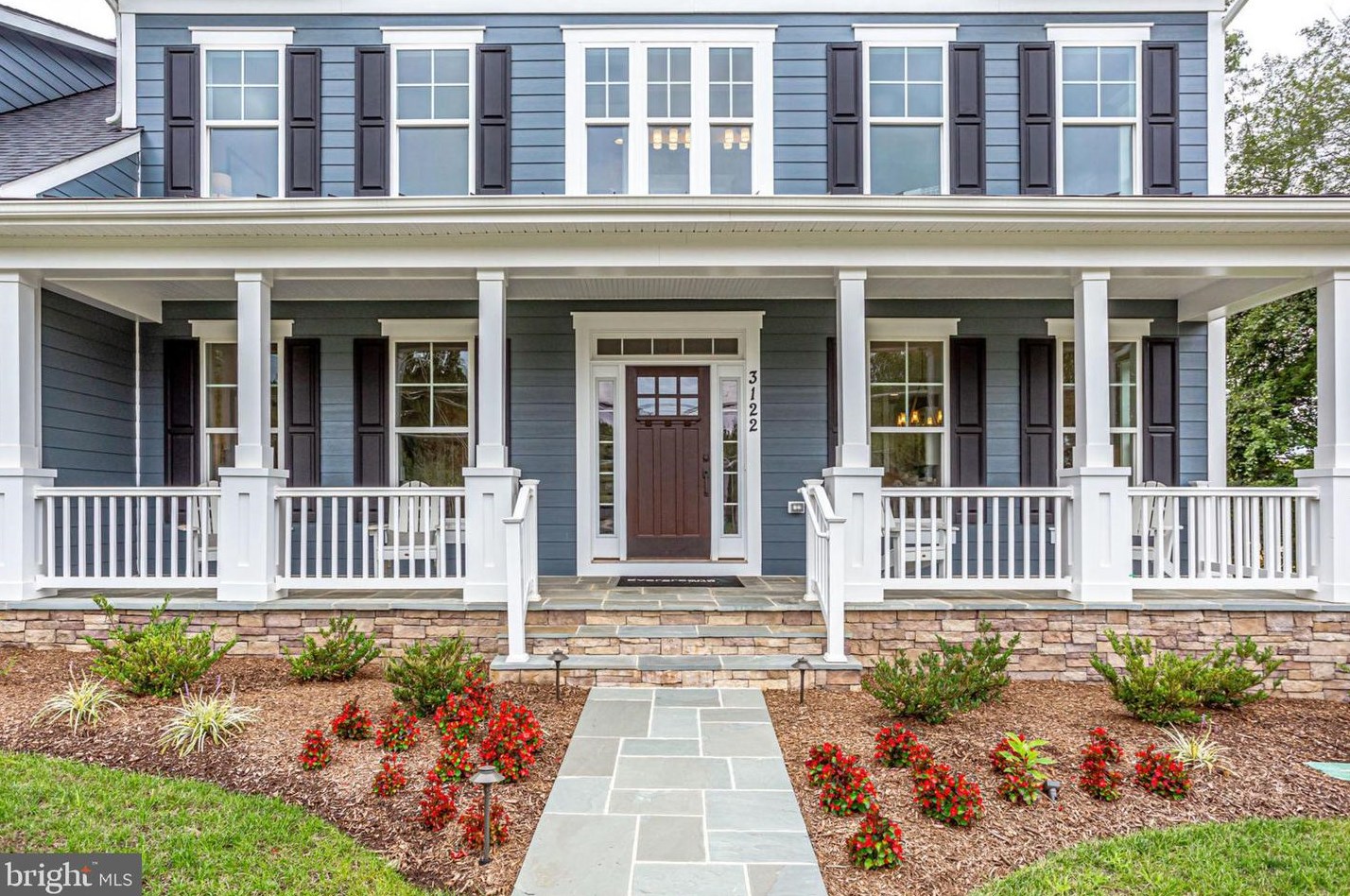 8600 Hillside Pl, Fairfax VA  22031-2814 exterior