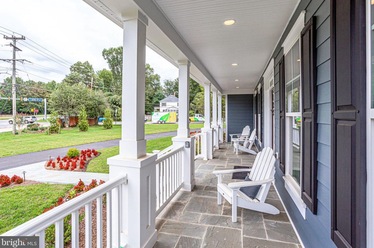 8600 Hillside Pl, Fairfax VA  22031-2814 exterior