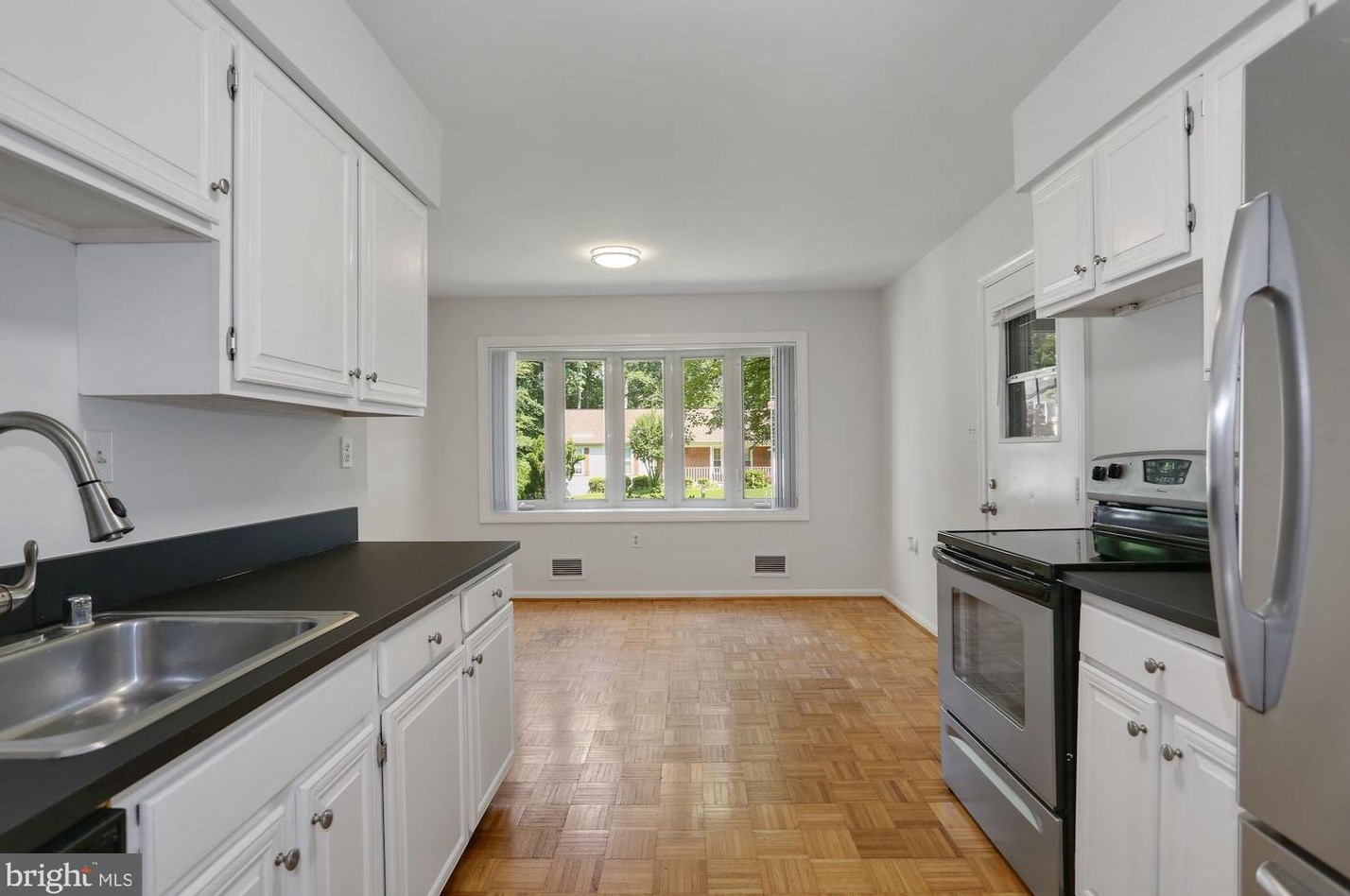 9003 Strattondale Ct, Springfield, VA 22015