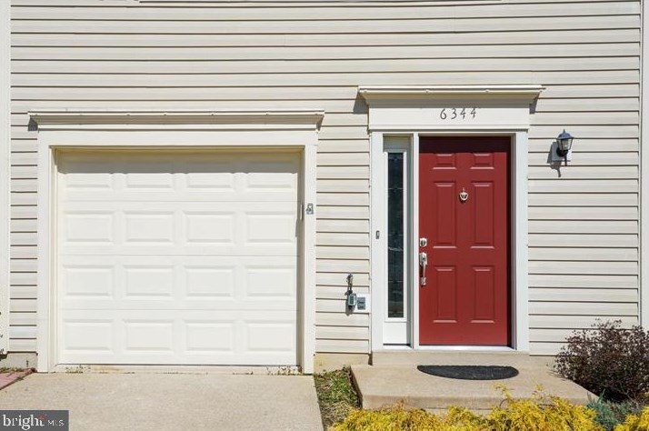 6344 Demme Pl, Springfield, VA 22150
