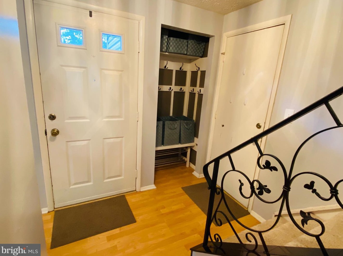 7618 Springfield Hills Dr, Springfield, VA 22153
