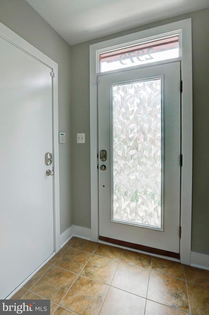 2979 Stella Blue Ln, Fairfax, VA 22031-2258