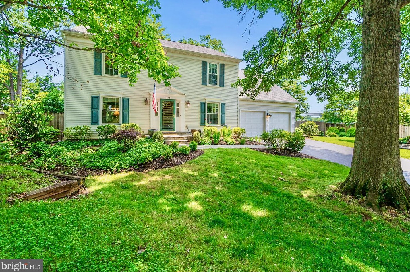 13461 Stream Valley Dr, Fairfax, VA 20151-2625