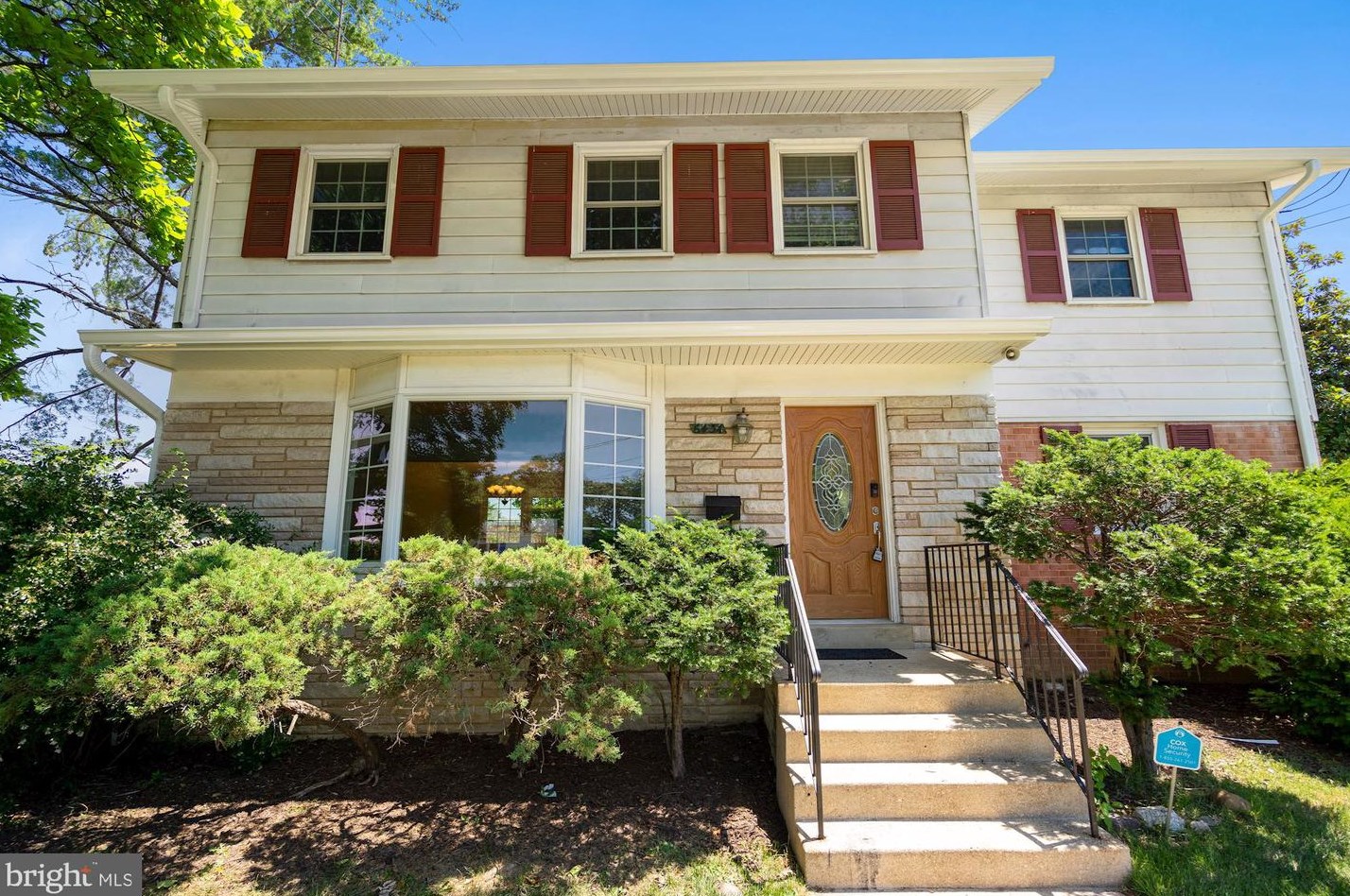 6434 Deepford St, Springfield, VA 22150