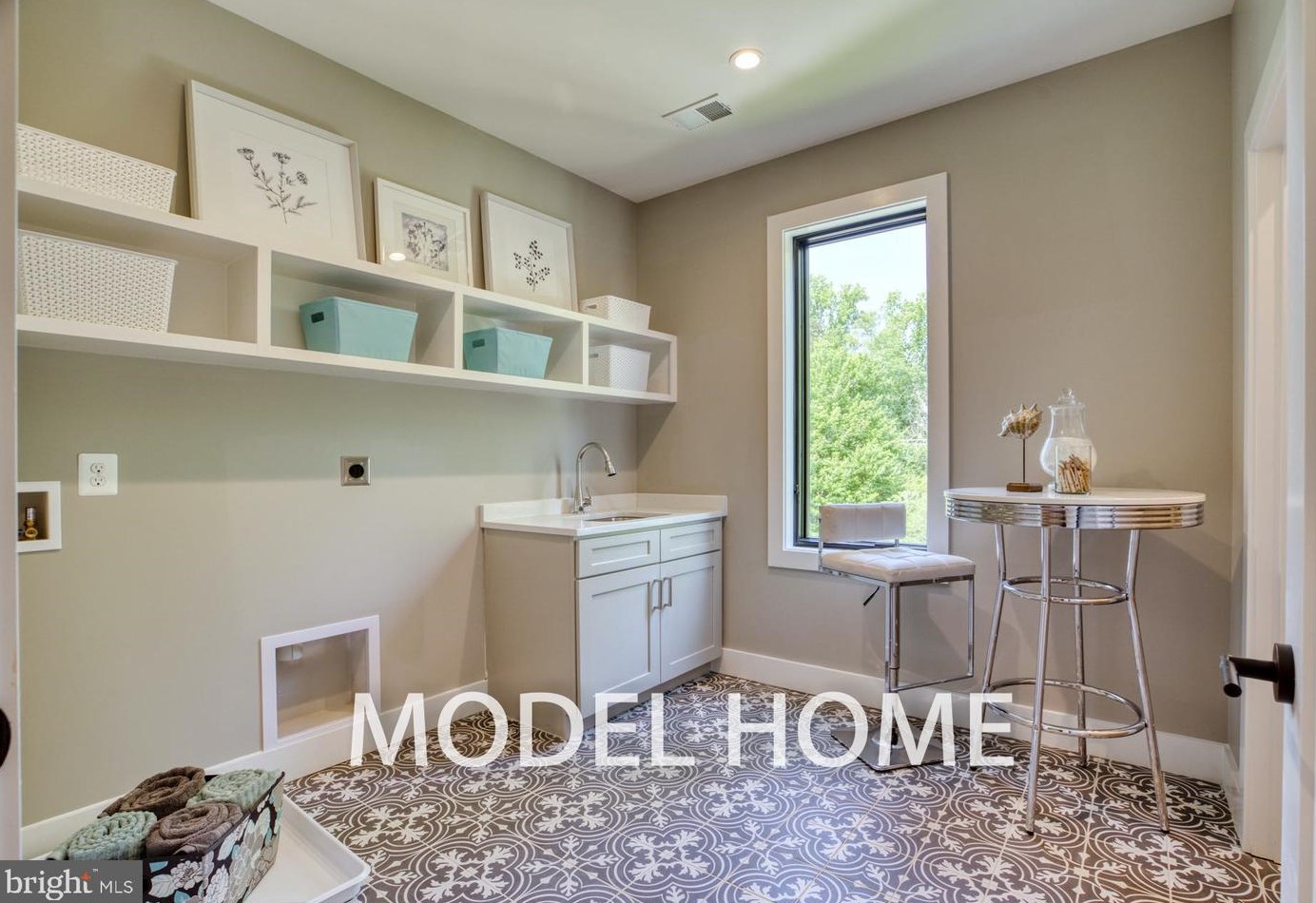 1713 Macon St, Mc Lean VA  22101-5130 exterior