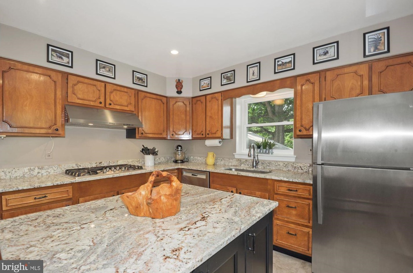 414 Macarthur Ave, Vienna, VA 22180-3564