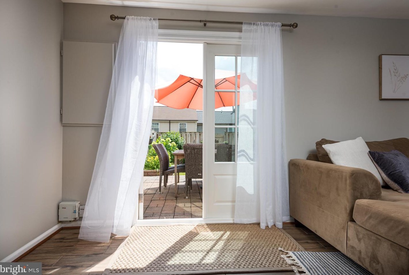 14409 Manassas Gap Ct, Centreville VA 20120-2863 exterior