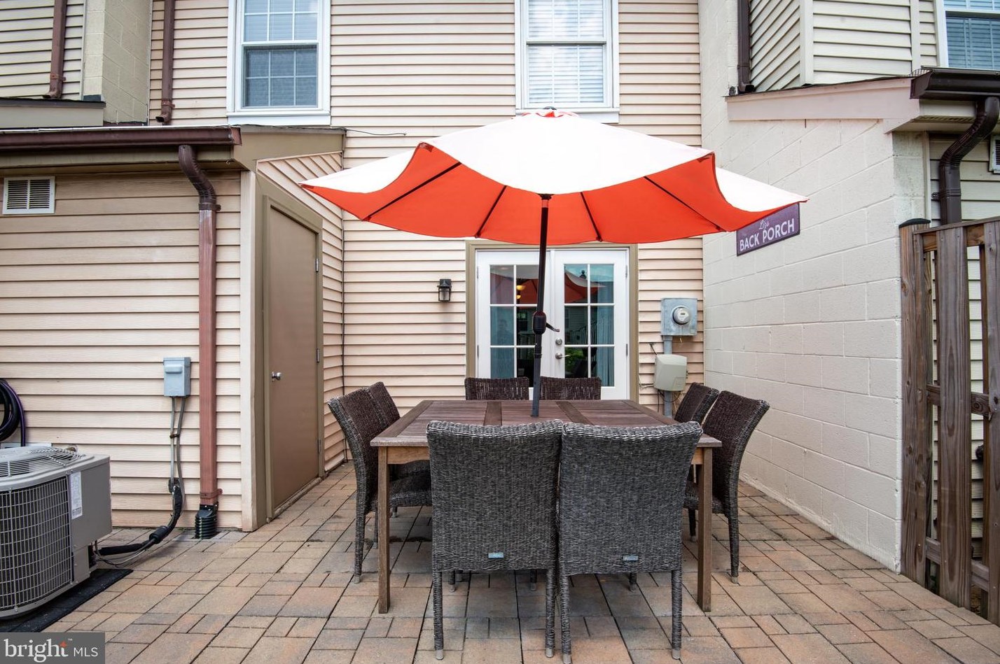 14409 Manassas Gap Ct, Centreville VA 20120-2863 exterior