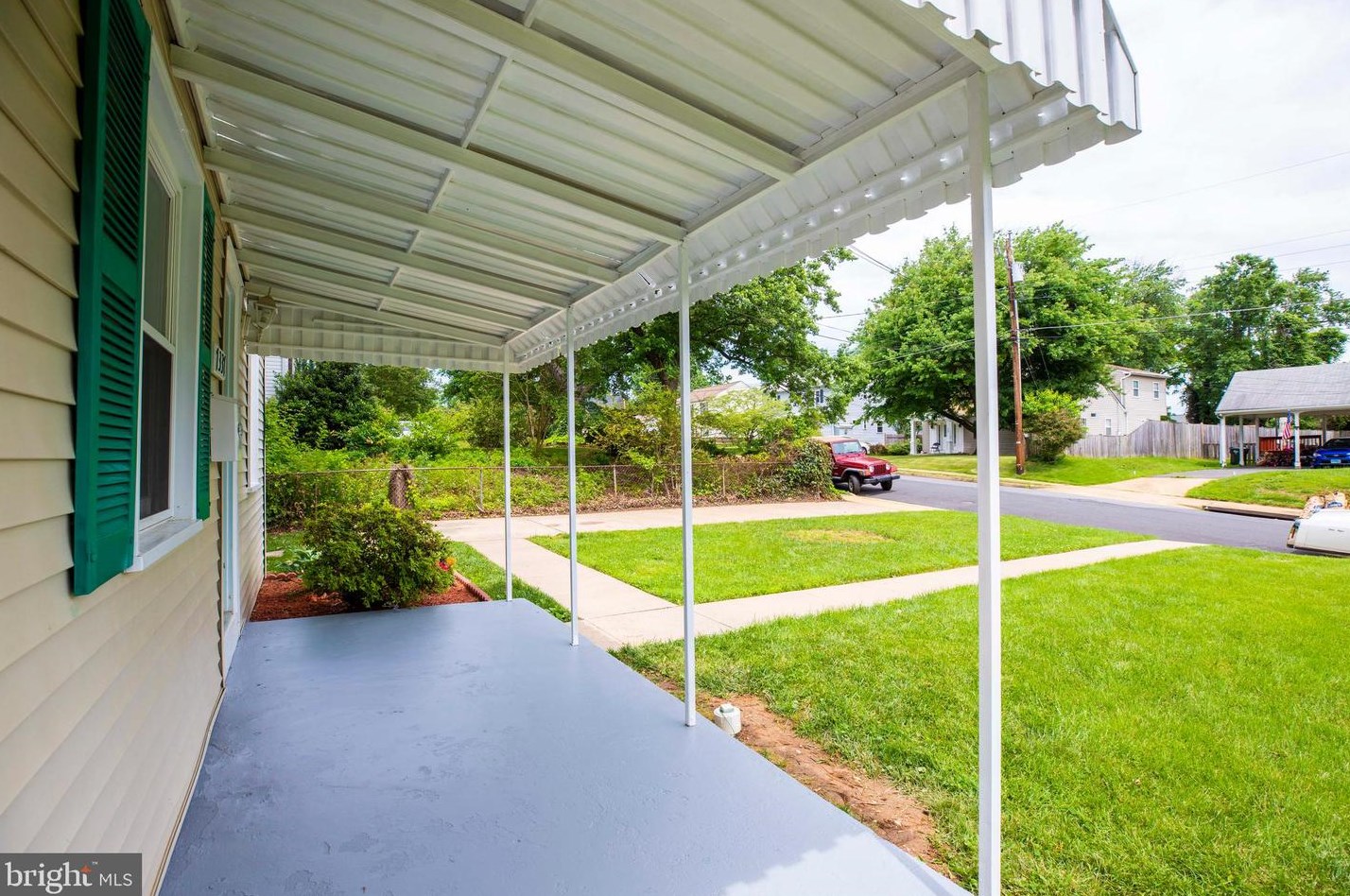 7337 Howard Ct, Falls Church, VA 22043