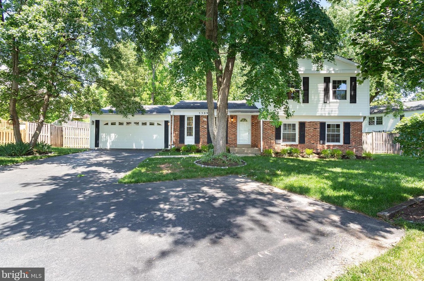 5509 Sideburn Rd, Fairfax, VA 22032-3735
