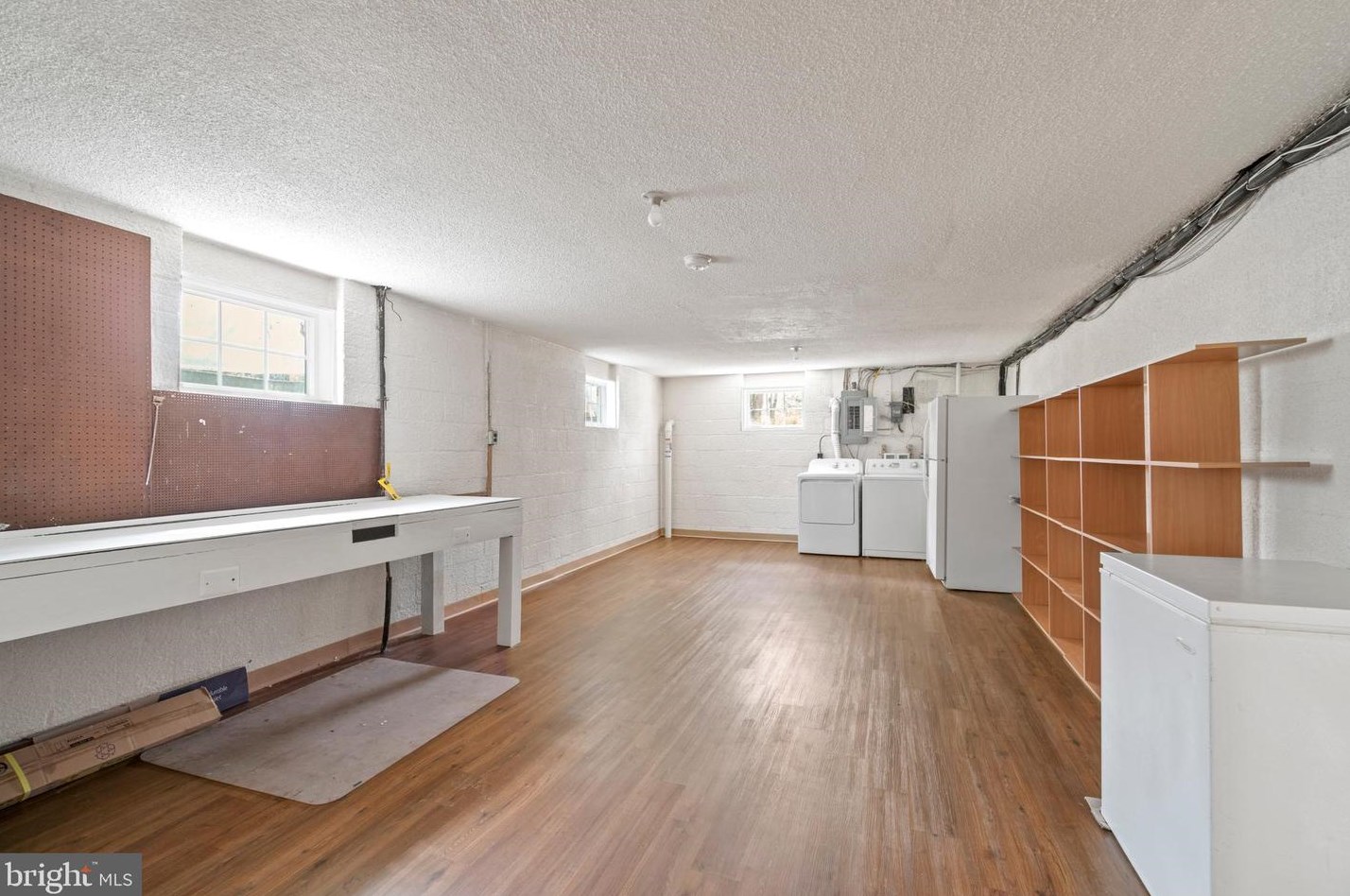 4038 Stuart St, Arlington VA  22207-4708 exterior