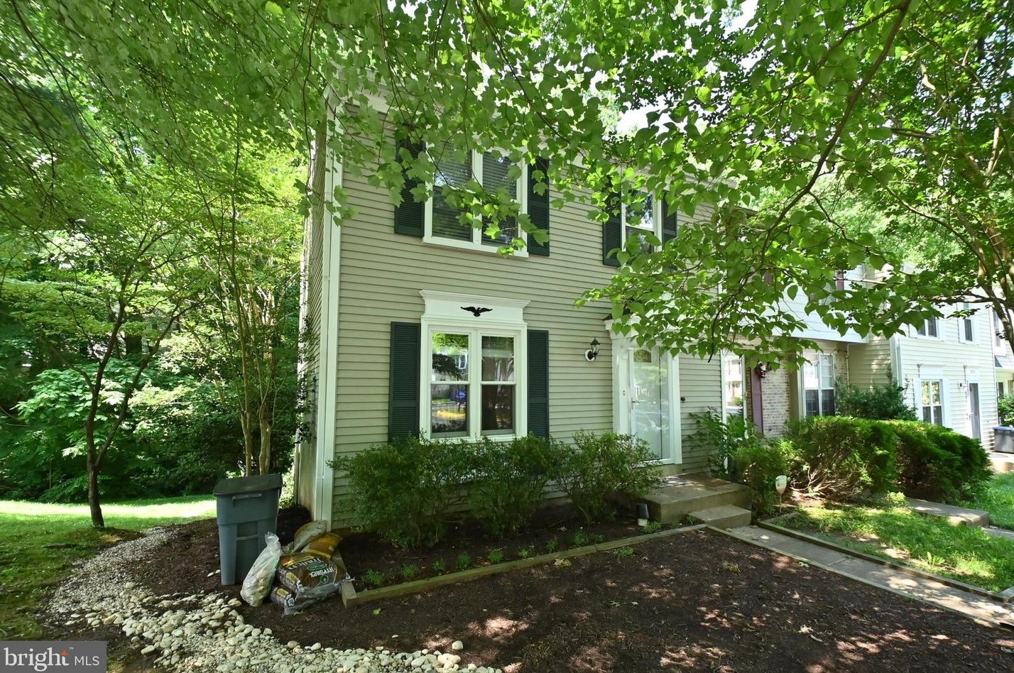 5874 Wood Flower Ct, Springfield, VA 22015