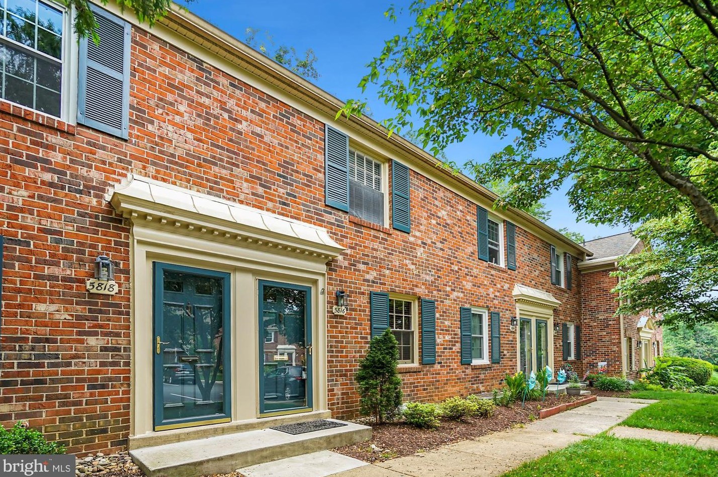5816 Torington Dr #860, Springfield, VA 22152