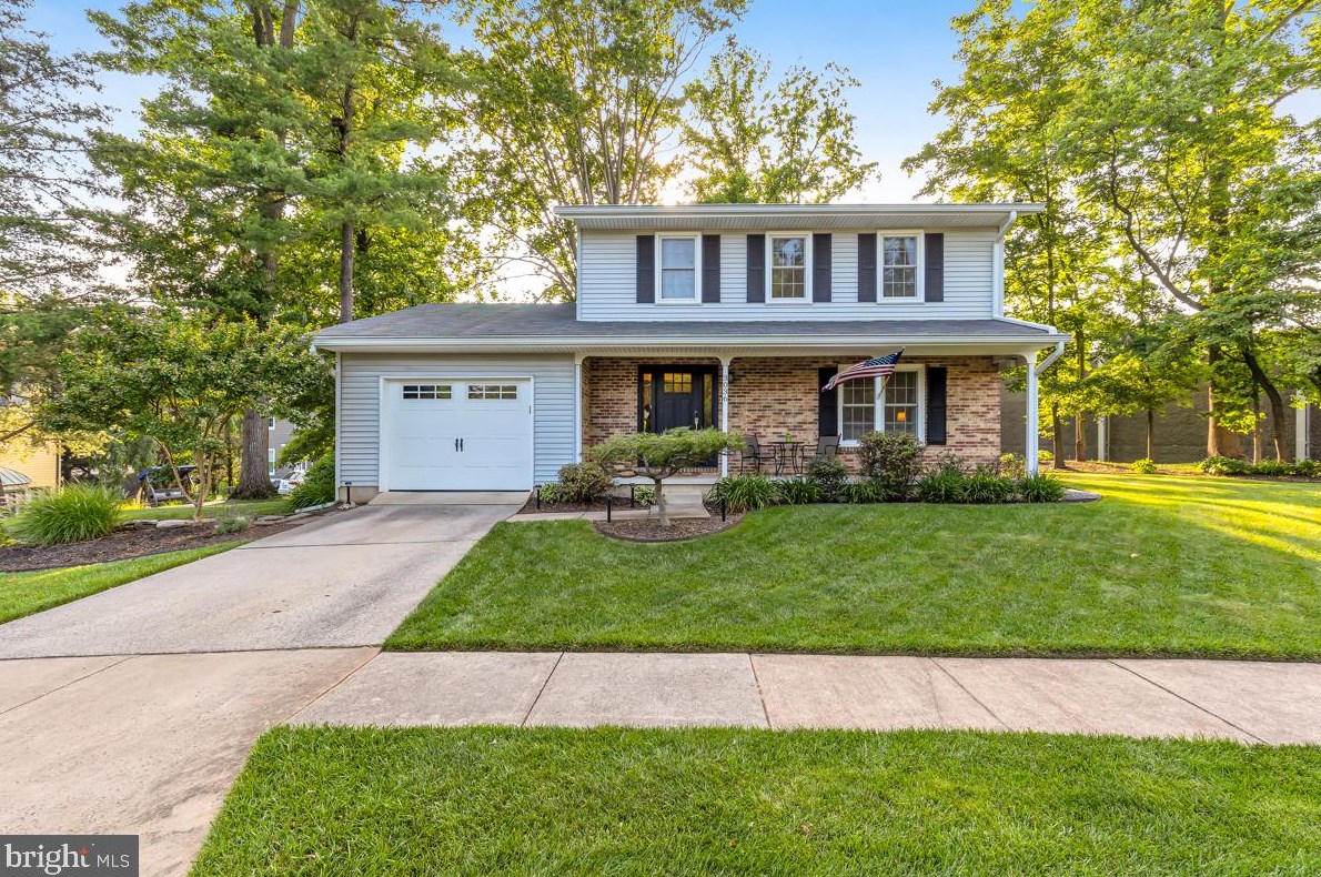 3036 Cyrandall Valley Rd, Fairfax, VA 22031-1010