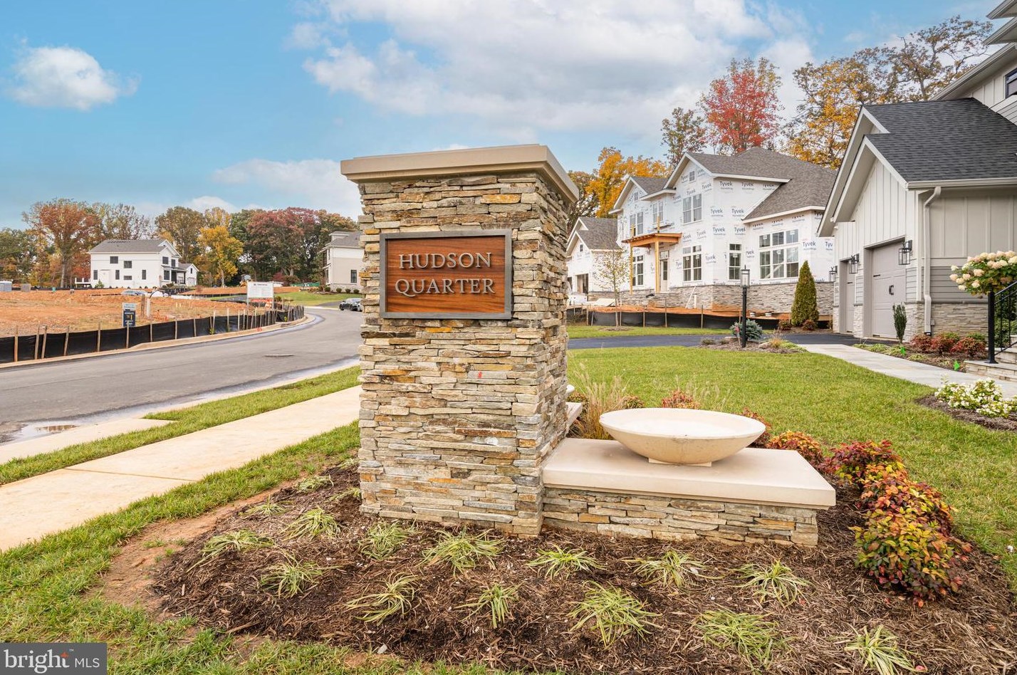6580 Brooks Pl, Falls Church, VA 22044