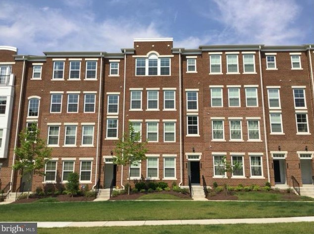 2994 Rittenhouse Cir #22, Fairfax, VA 22031