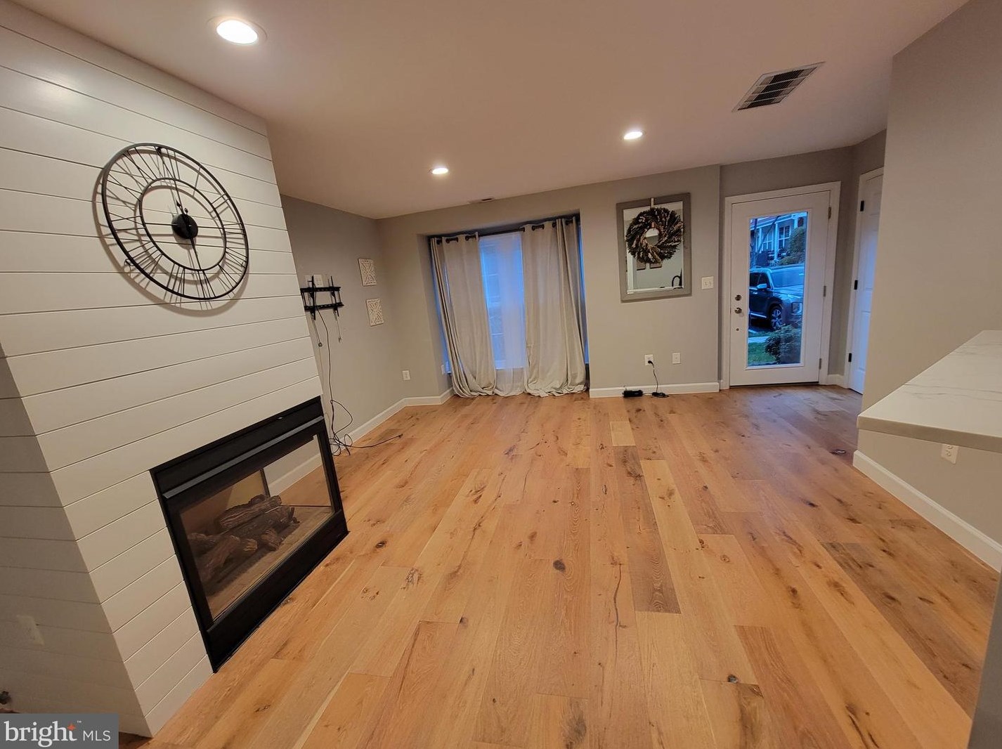 9207 Cardinal Forest Ln #18, Lorton, VA