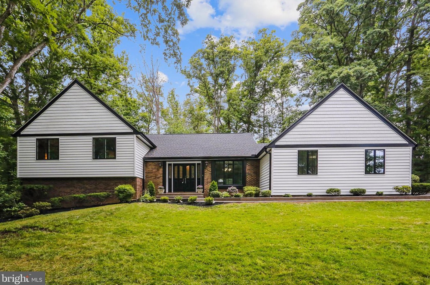 7108 Triad Way, Springfield, VA 22151