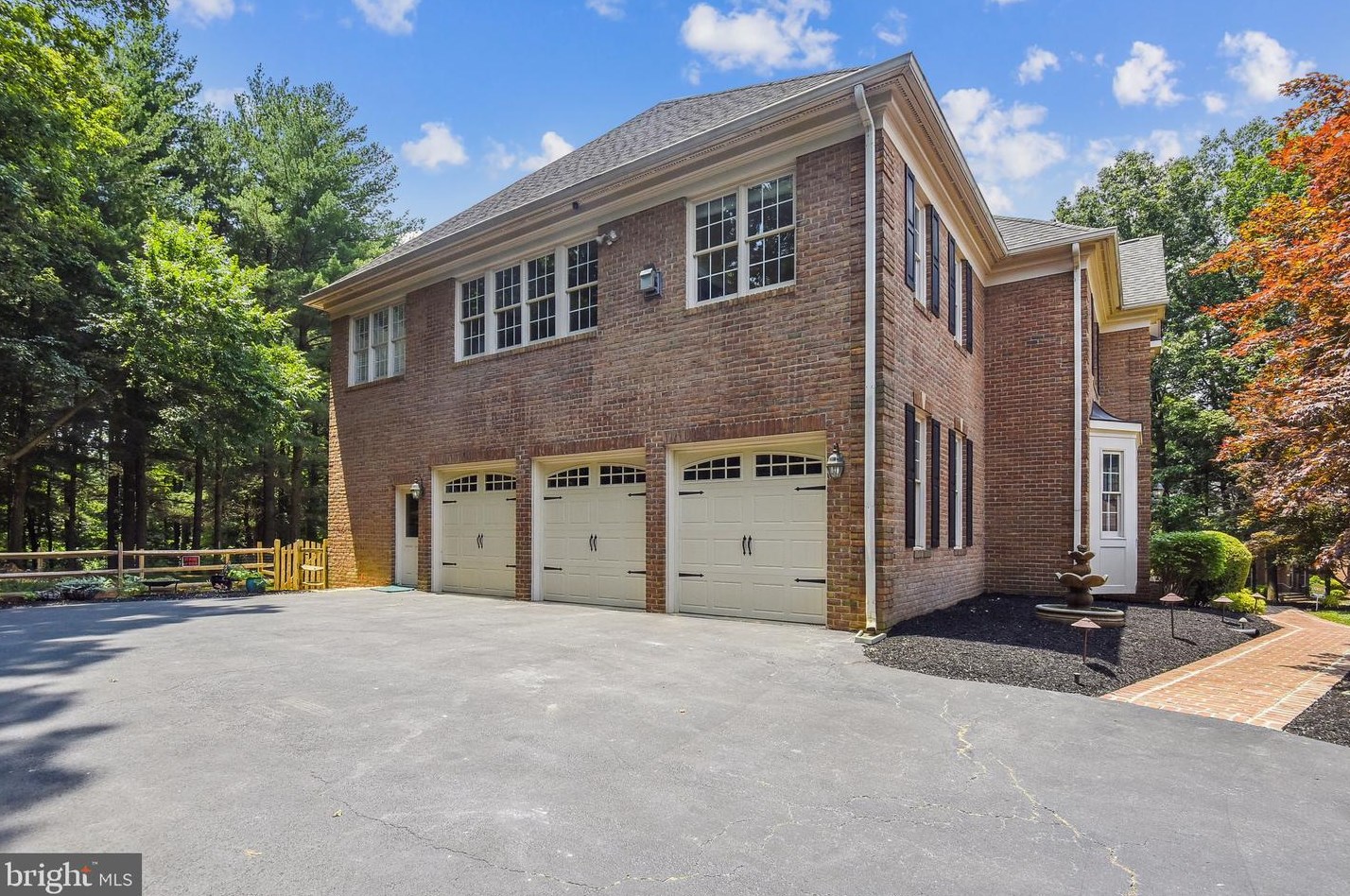 11543 Tralee Dr, Great Falls, VA 22066