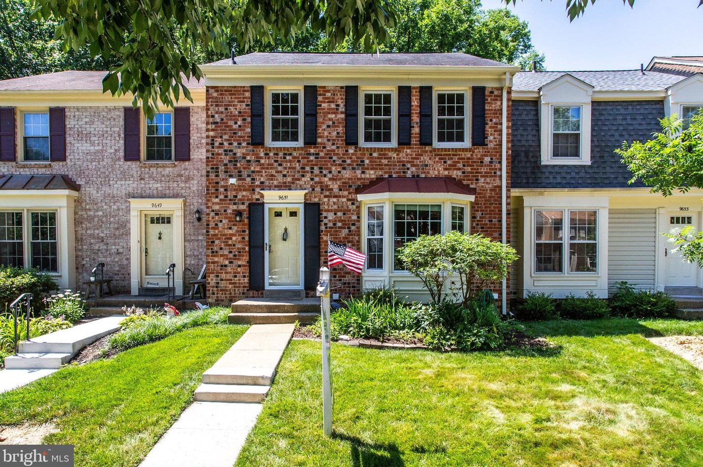 9651 Masterworks Dr, Vienna, VA 22181
