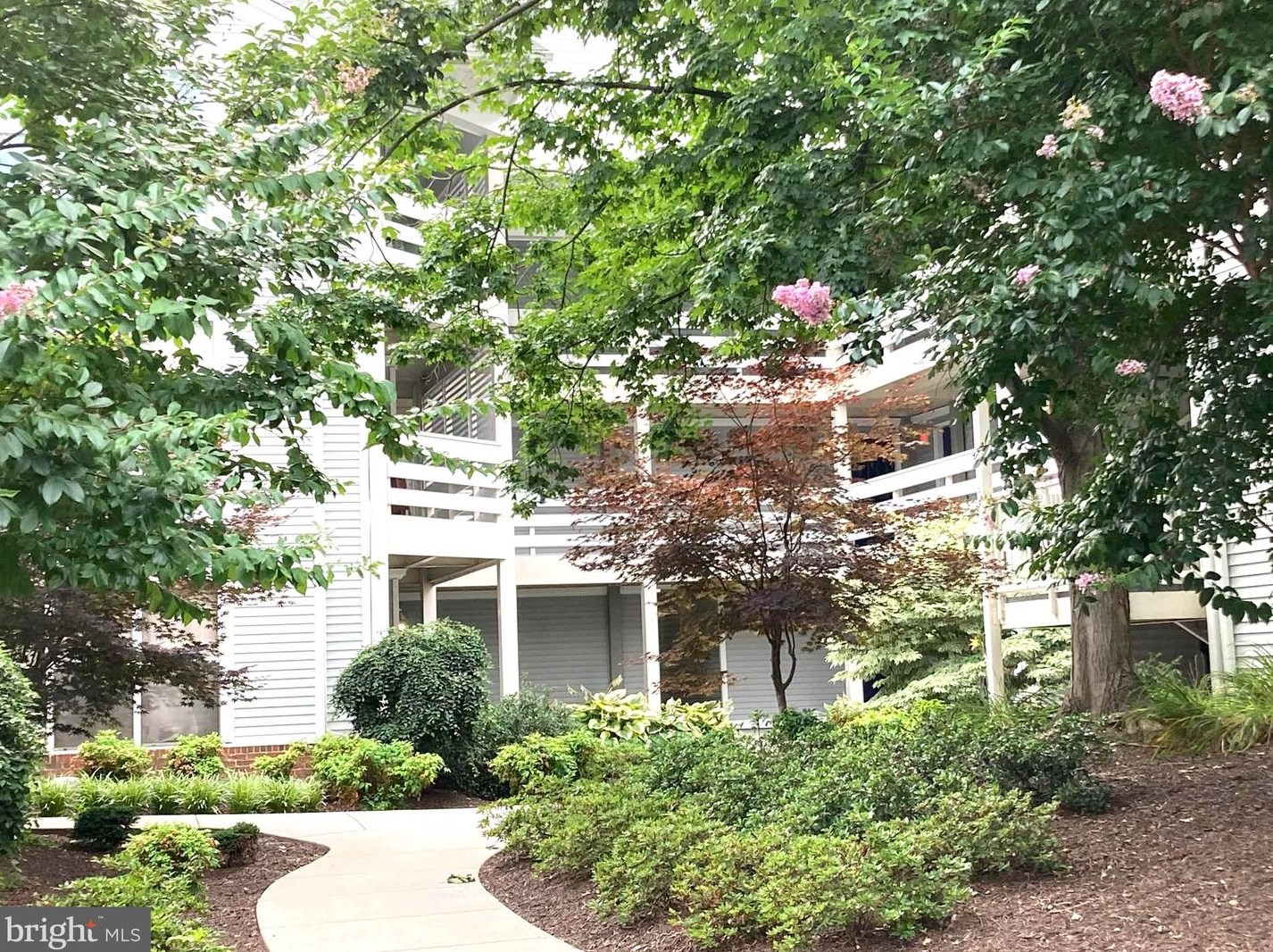 3175 Summit Square Dr #5-e3, Vienna, VA 22124