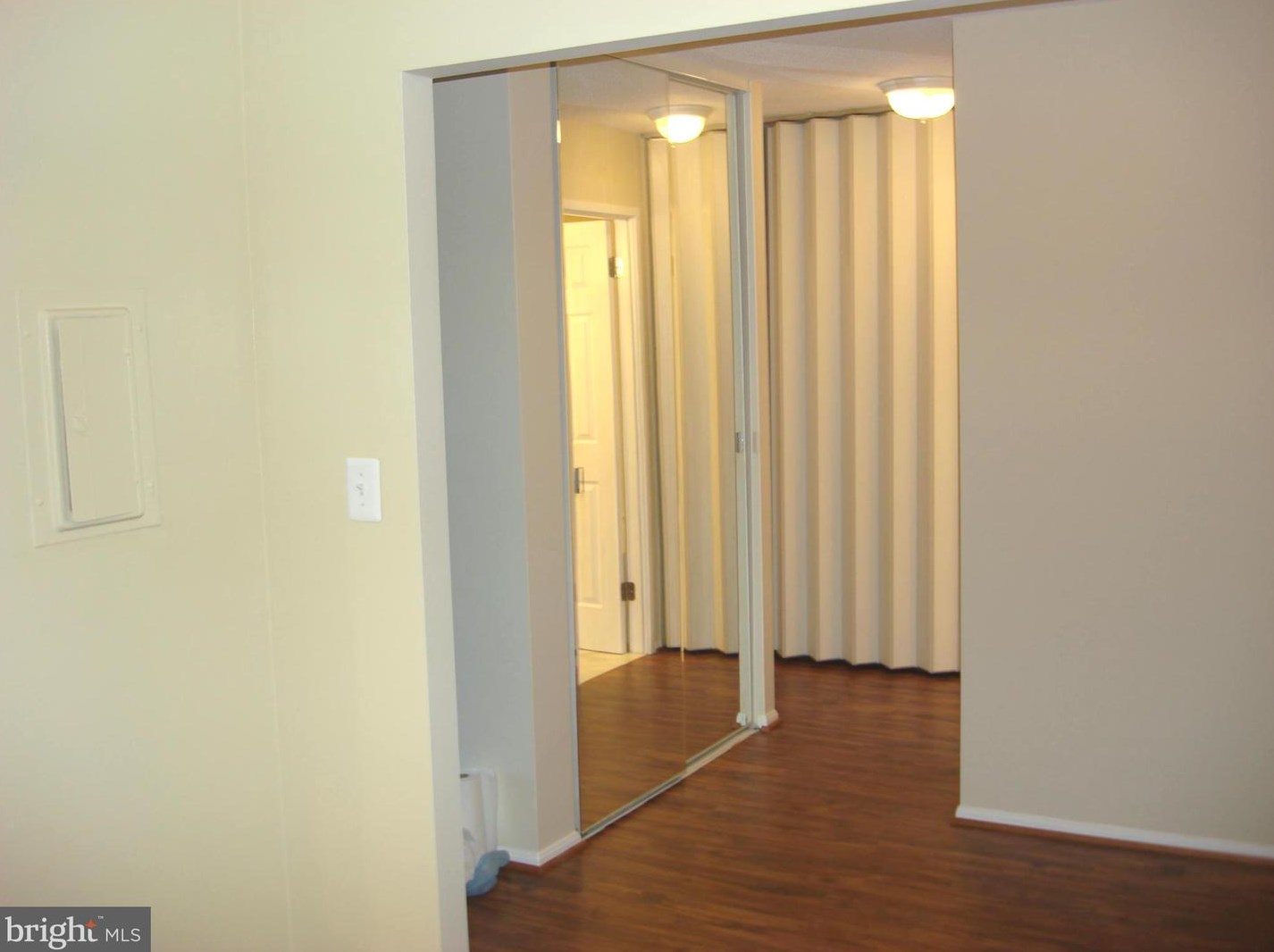 8340 Greensboro Dr #516, Mc Lean, VA 22102