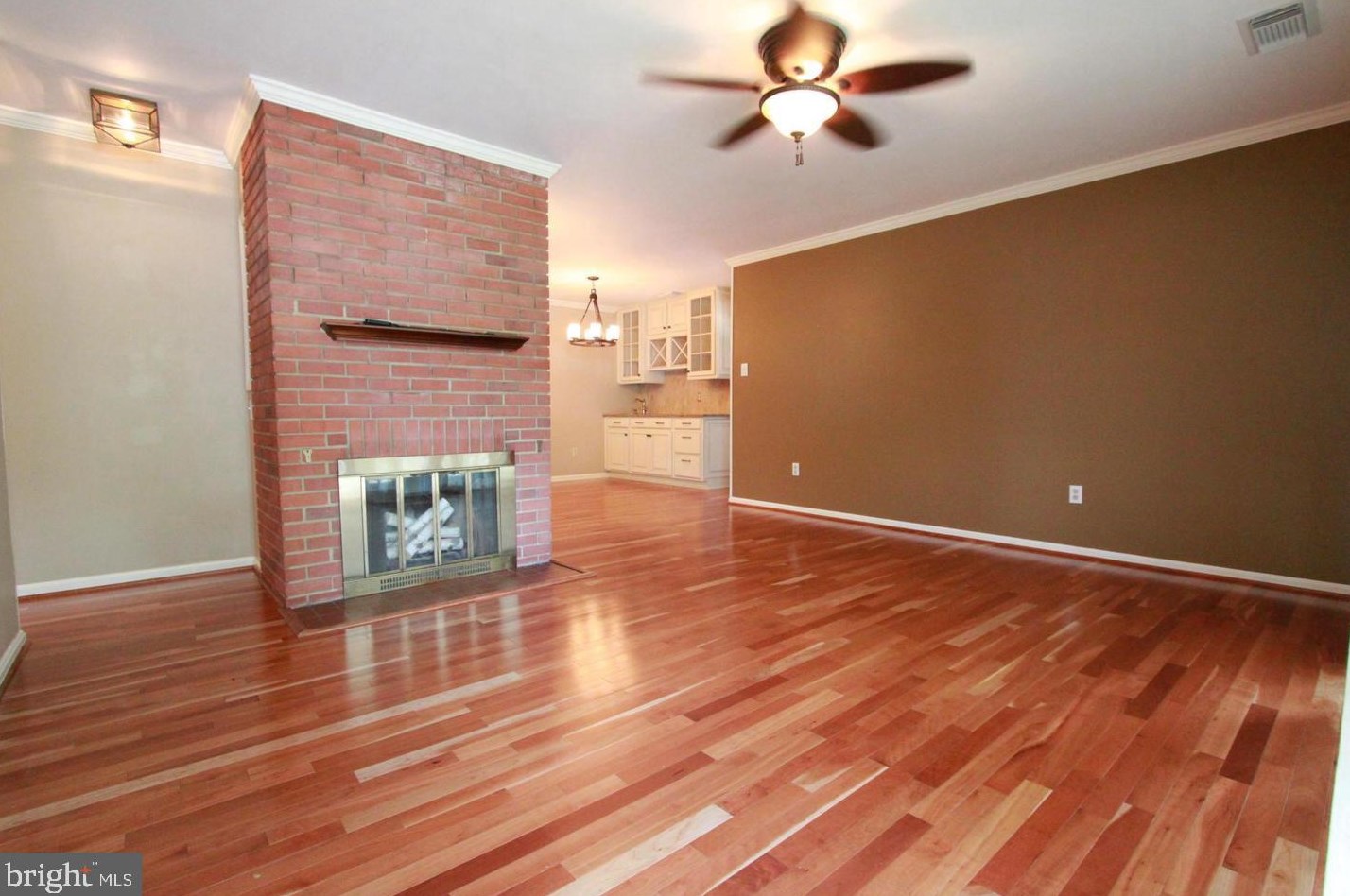 304 Patrick St Sw, Vienna, VA 22180