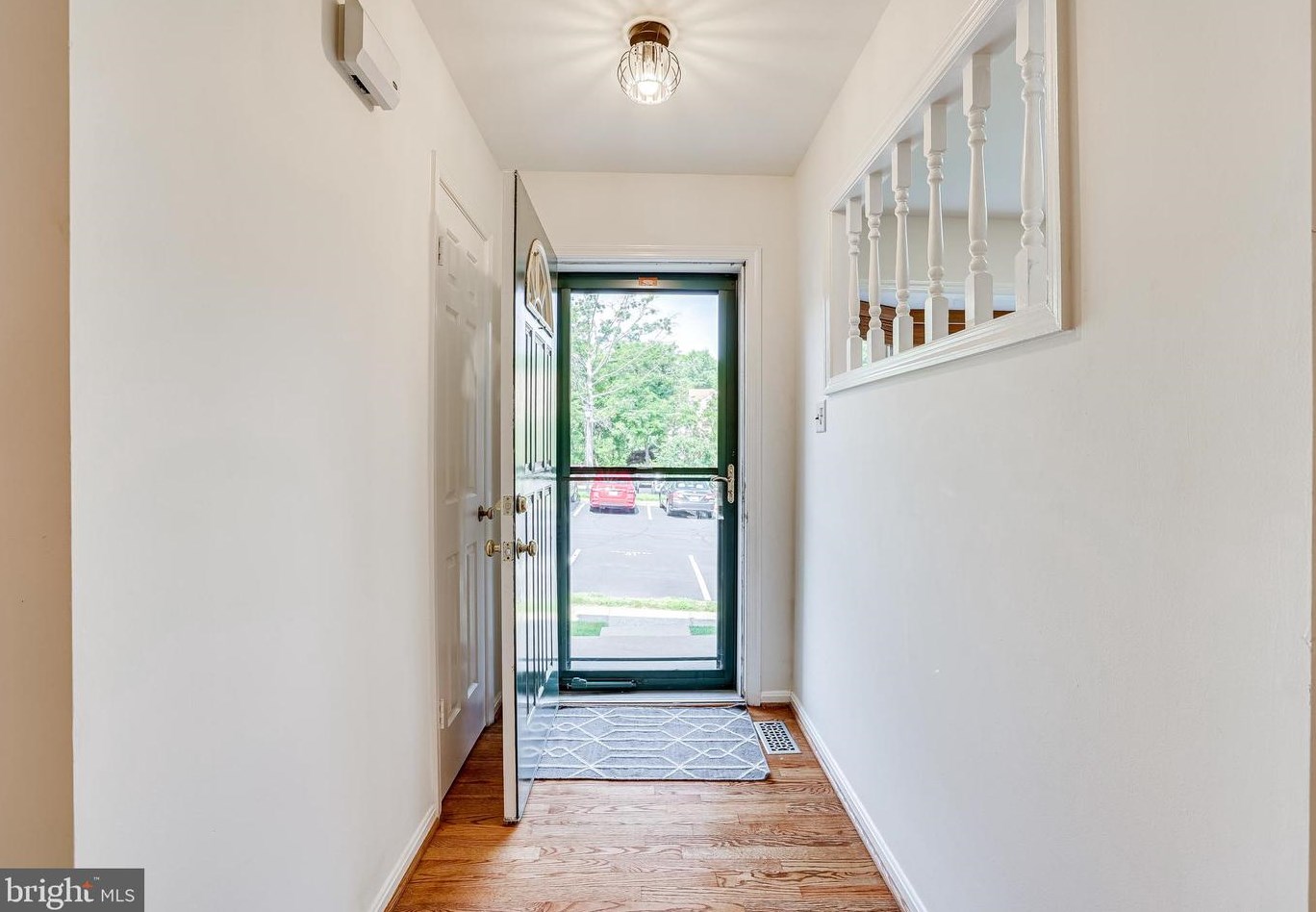 11962 Sentinel Point Ct, Herndon, VA 20191