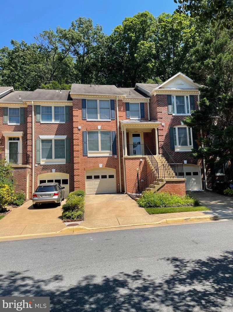 7559 Westmore Dr, Springfield, VA 22150