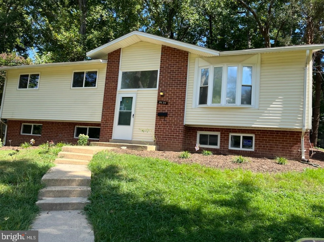 8634 Cromwell Dr, Springfield, VA 22151