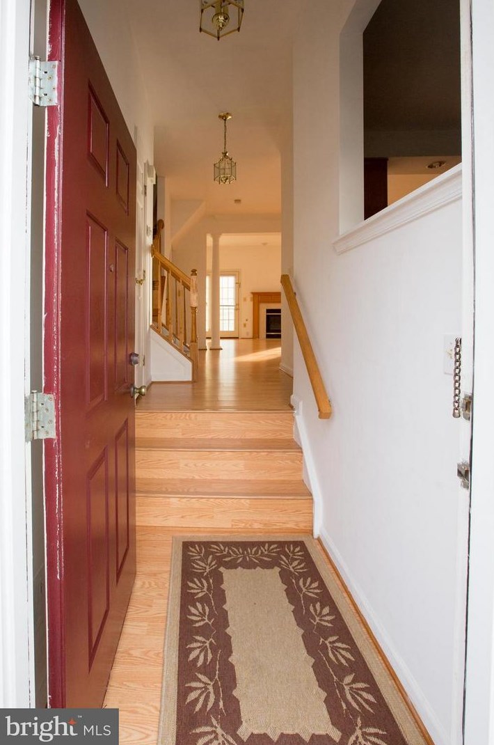 2015 Madrillon Springs Ct, Vienna, VA 22182